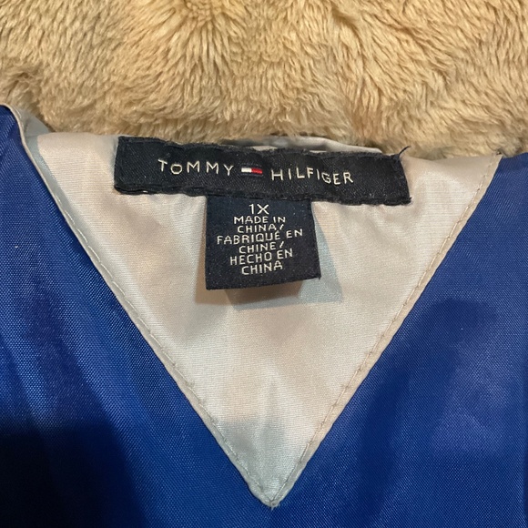 Tommy Hilfiger Down Filled Silver Gray Women’s Winter Hooded Puffer Coat Size 1X - Picture 7 of 12